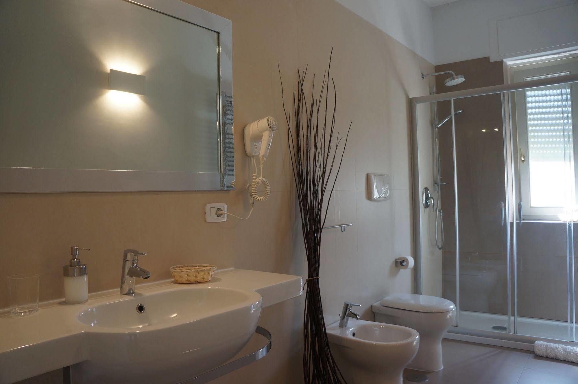 Bed and Breakfast Lullymia à Crotone Extérieur photo
