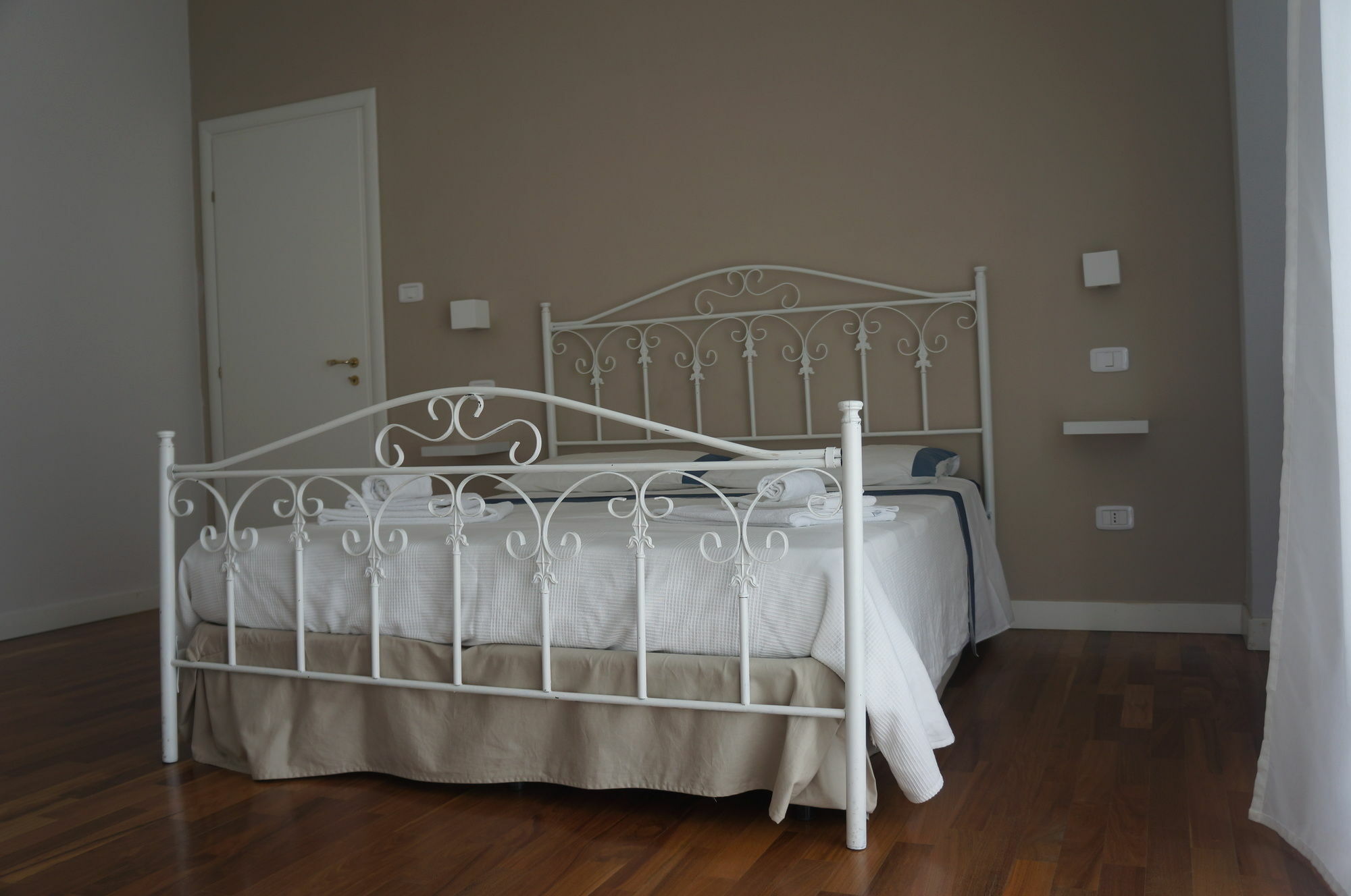 Bed and Breakfast Lullymia à Crotone Extérieur photo